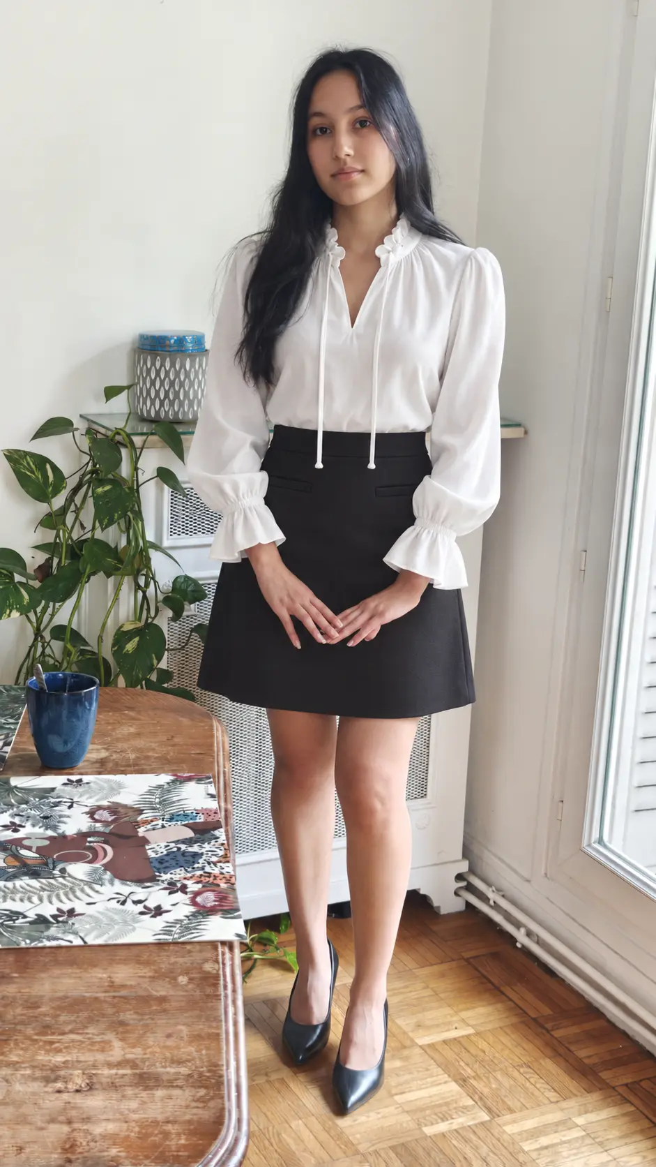 Minijupe Bianca noire, vue de face
