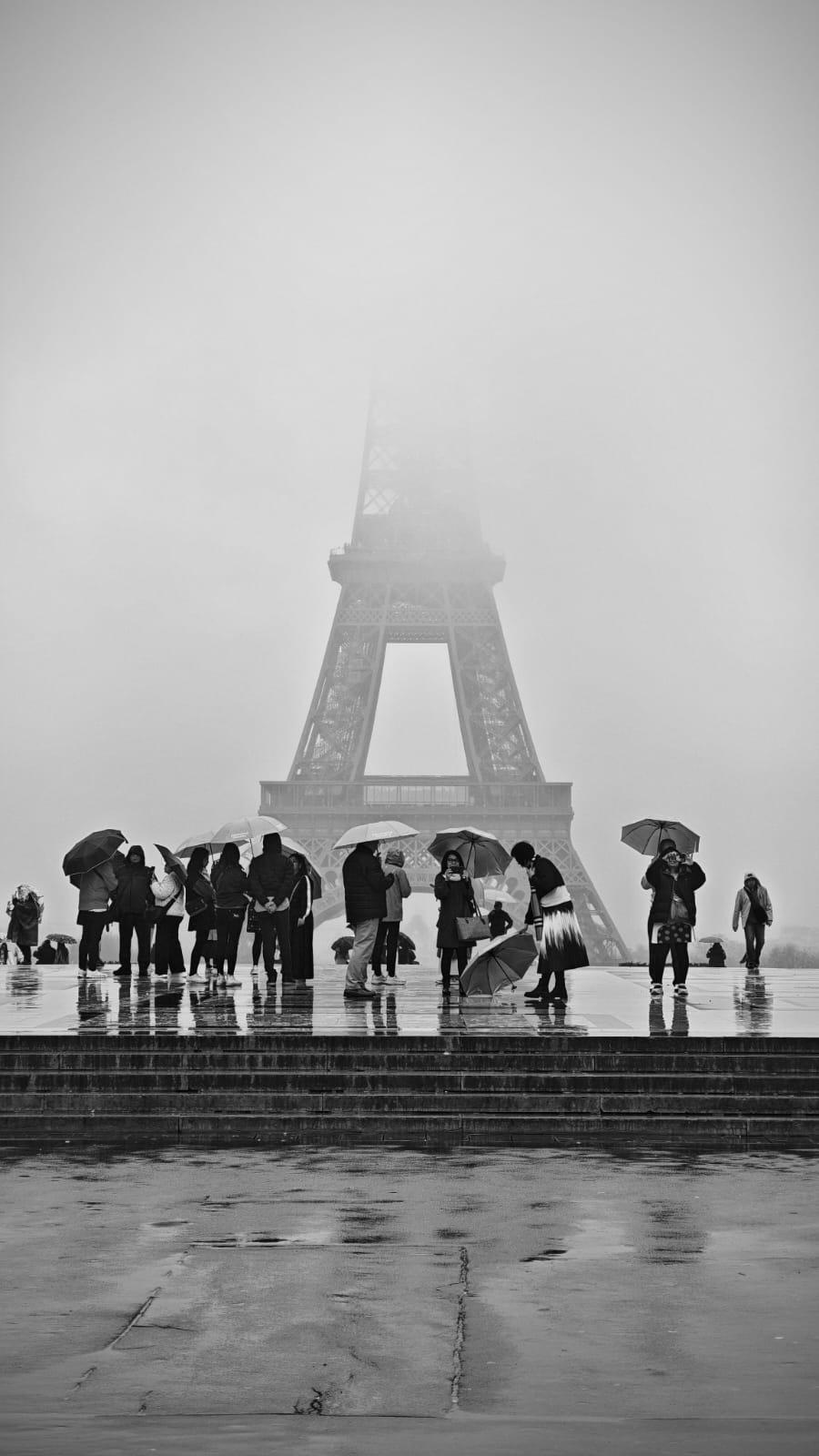Paris sous la pluie, Tour Eiffel
